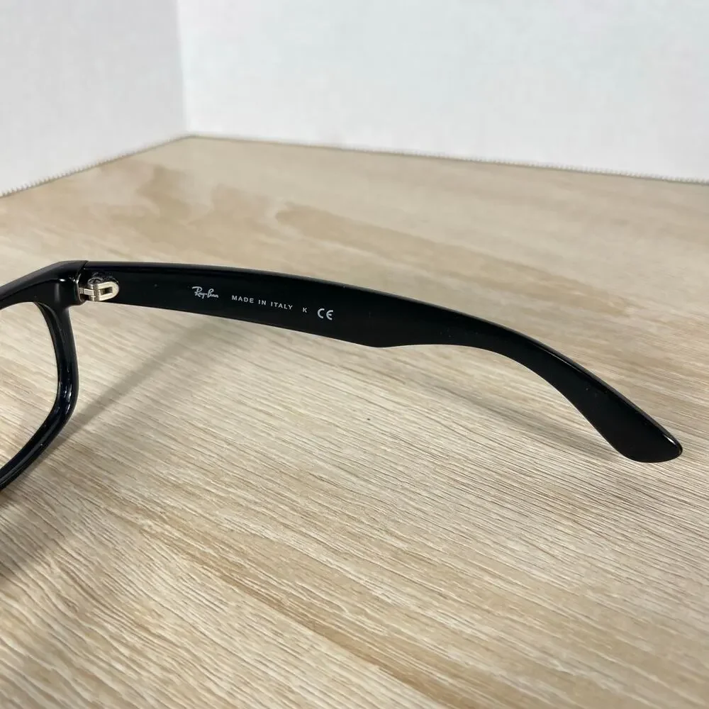 Ray-Ban RB2132-F New Wayfarer 901 Sunglasses Polished Black Frames 52-18 Italy